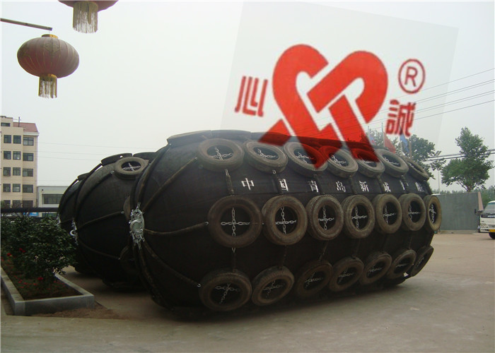 Xincheng 80kpa Pneumatic Marine Boat Rubber Fender With ISO17357