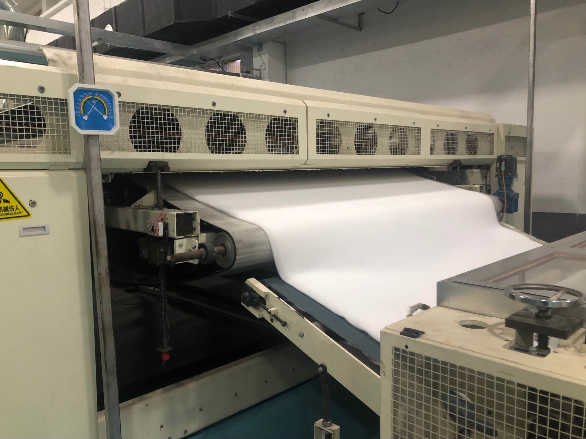 Custom Spunlaced Spunbonded And Meltblown Nonwoven Fabrics For Facial Mask