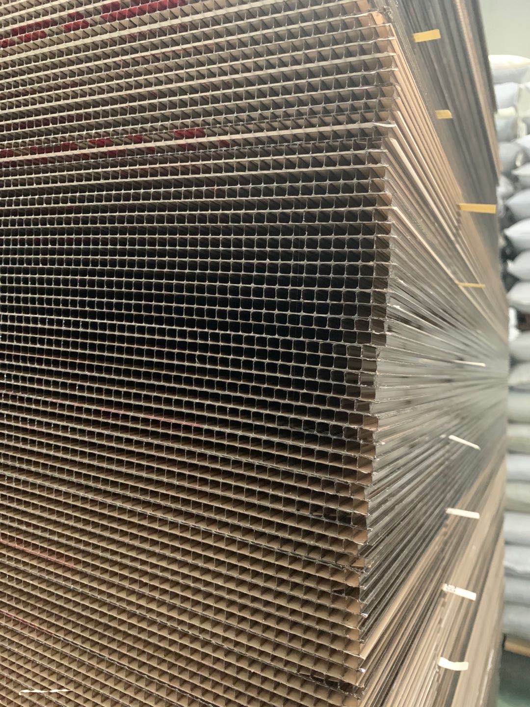 2.1m*6/5.8m Size Makrolon Polycarbonate Sheets With 10mm Thickness