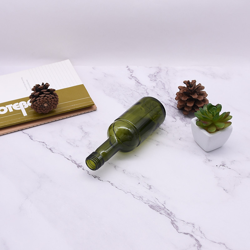 Anti Shock Screw Top Glass Wine Bottles