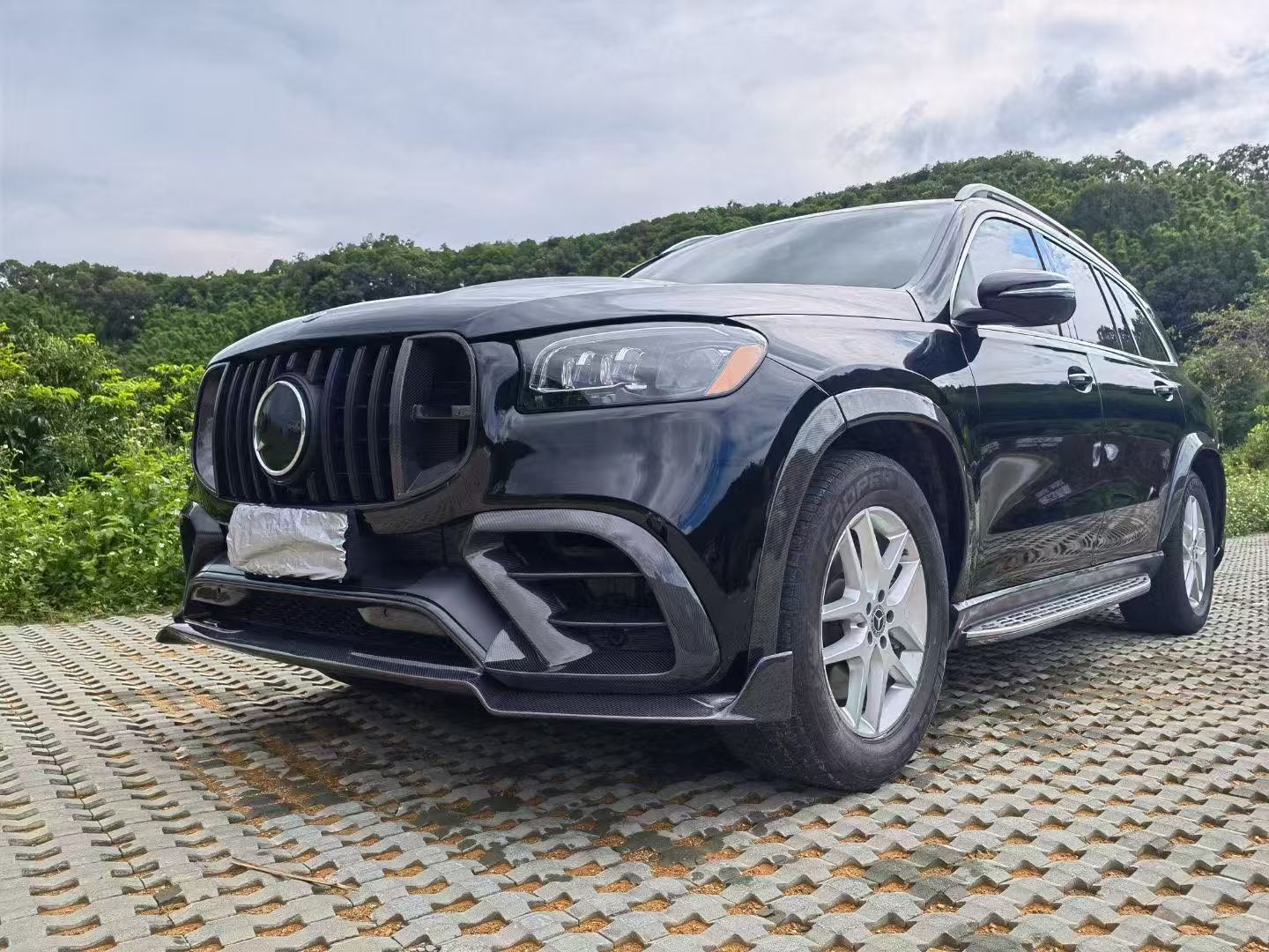 For Mercedes X167 GLS450 Carbon Fiber Body Kit GLS Upgrade BS Style Front Lip Diffuser Spoiler Widebody Kit