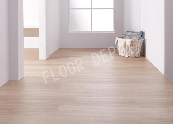 Anti Slip 4mm Waterproof SPC Flooring Wearlayer 0.3mm Wanlunt Color Wear