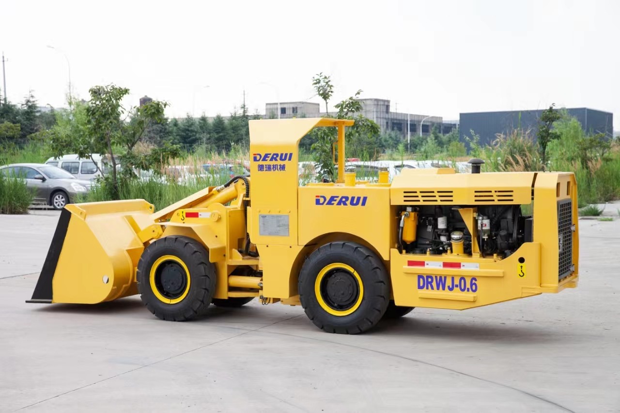 Compact Mini Underground LHD Loader For Narrow Tunnel Gold Copper Mine Usage