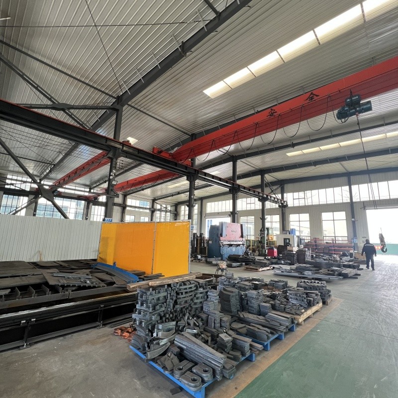 Flexible Operation Of Small Wheel Loader Front-End Loader