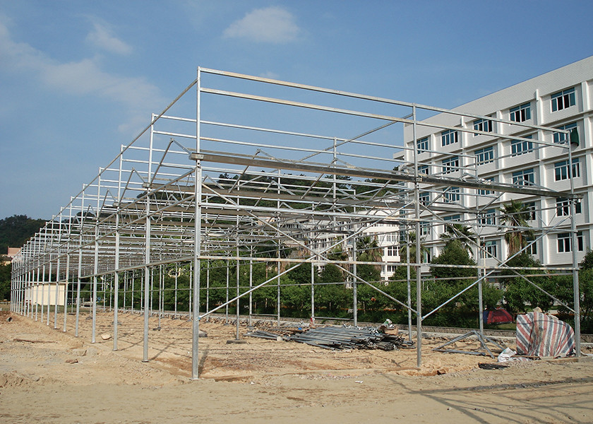 UV Resistant, Temperature-Regulated PC Greenhouse With Large Ventilation Areas - Perfect For High Value Plants