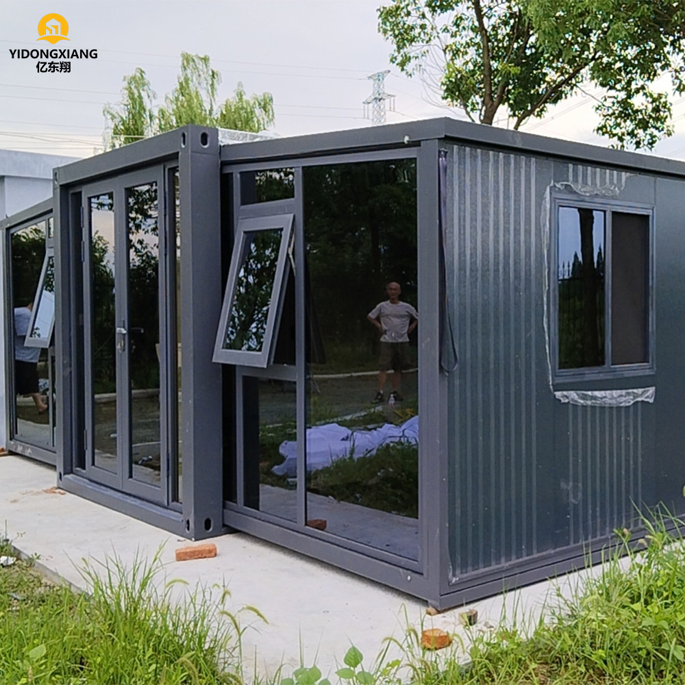 Double Winged Foldable Container House Durable Sandwich Panel Steel Container Buildings