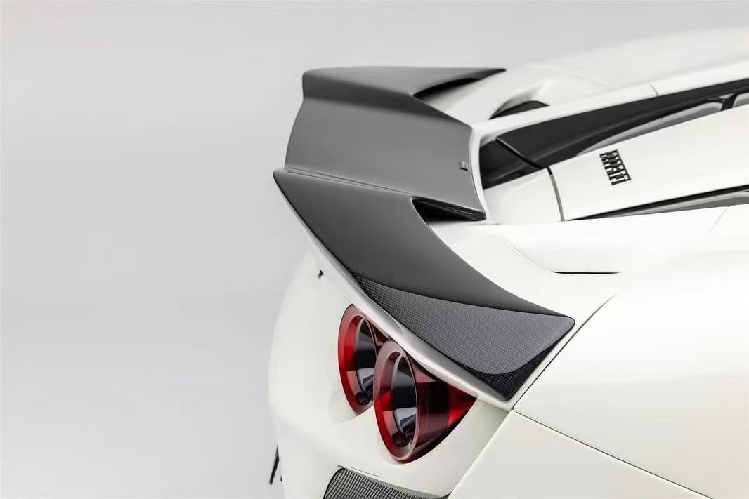 F8 Ferrari Carbon Car Body Kit VOS Style PP Carbon Fiber Lip Spoiler Hood Body Kit