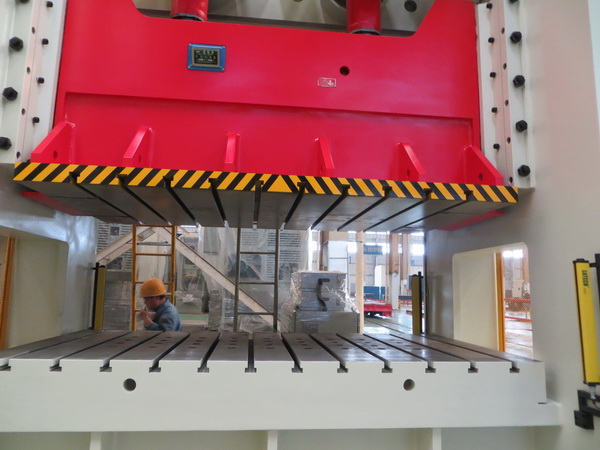 H Frame Press CNC Punching Machine For Sheet Metal Power Press