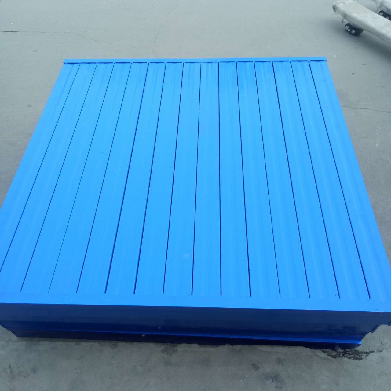 Efficient Logistics Solution Stackable Metal Steel Pallet With ISO4001 Certification
