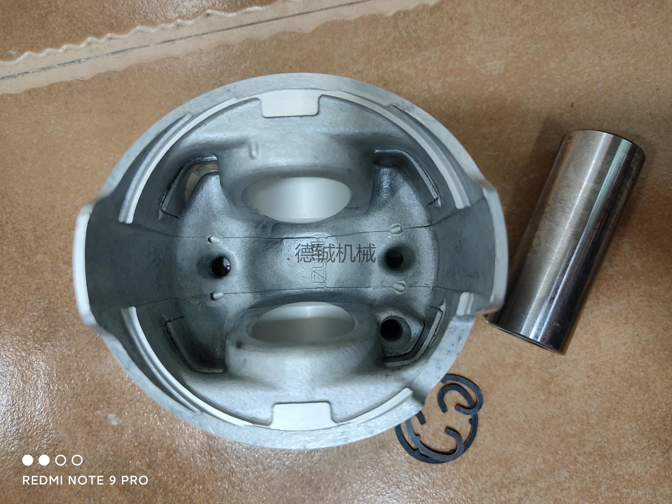 Mitsubish Excavator parts 4M40 Pisons hydraulic excavator parts 4M40 piston engine