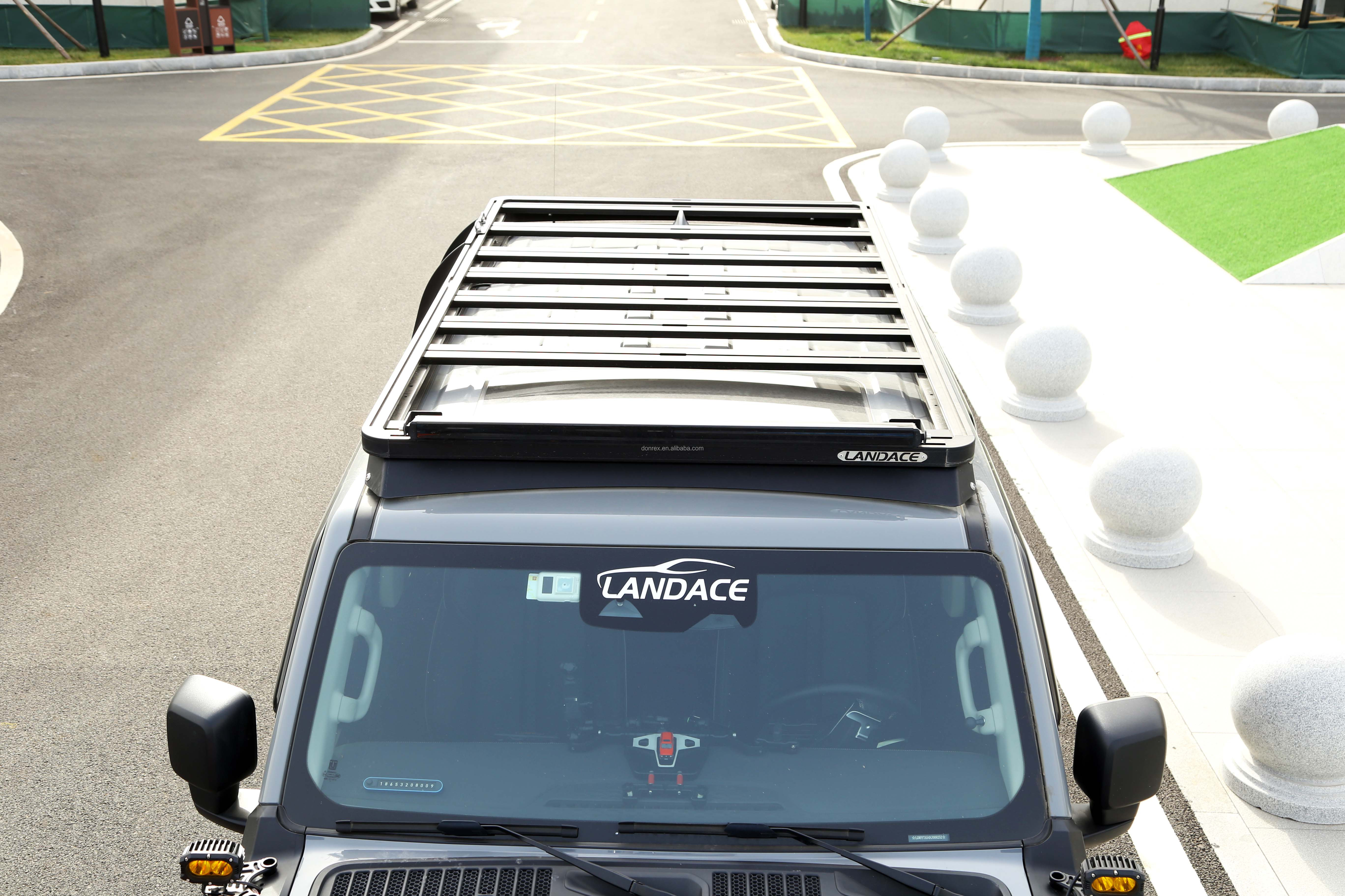 25.3KG Aluminum Alloy Low Profile Luggage Rack Basket for GWM Tank 300 Car Roof Carrier