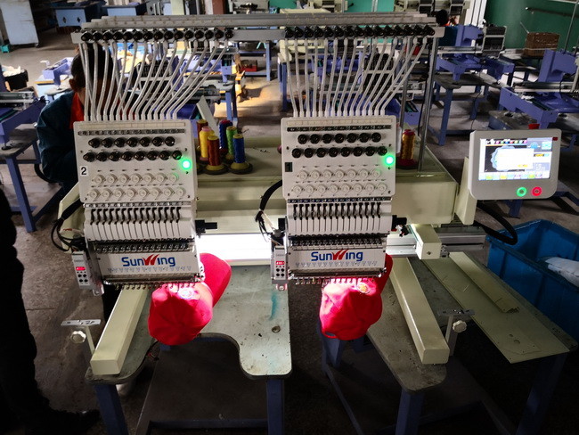 Two Heads Embroidery Machine Made In China With 15 Needles For Cap And T Shirts