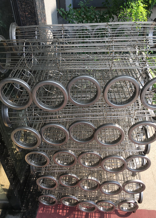 Carbon Steel Mechanical Industry 4 Filter Cage