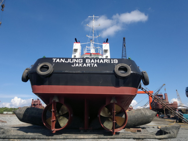 Shunhang Customized Sizes Heavy Lifting Airbag for Ship Docking