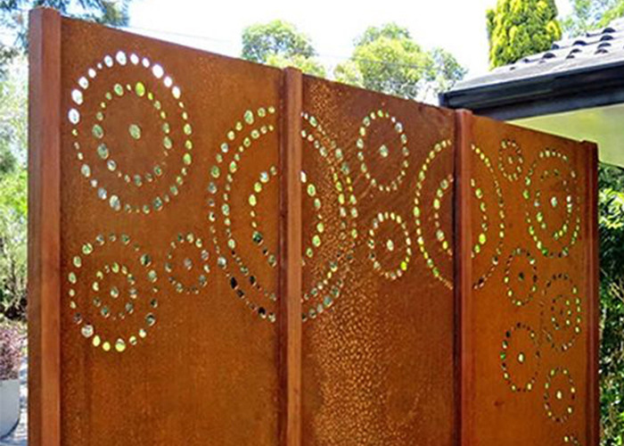 Corten Steel Garden Ornament Circle Pattern Design Privacy Screen Panel