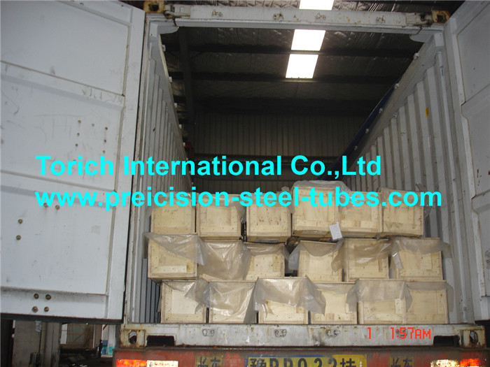 Precision Steel Pipe Container Loading