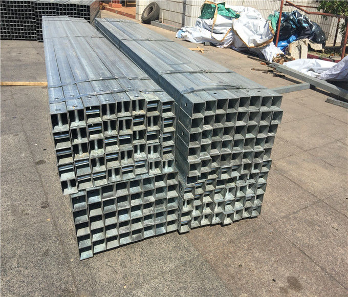 Q235 Material Metal Fence Accessories Steel Perforated Square Tube ISO9001 CE