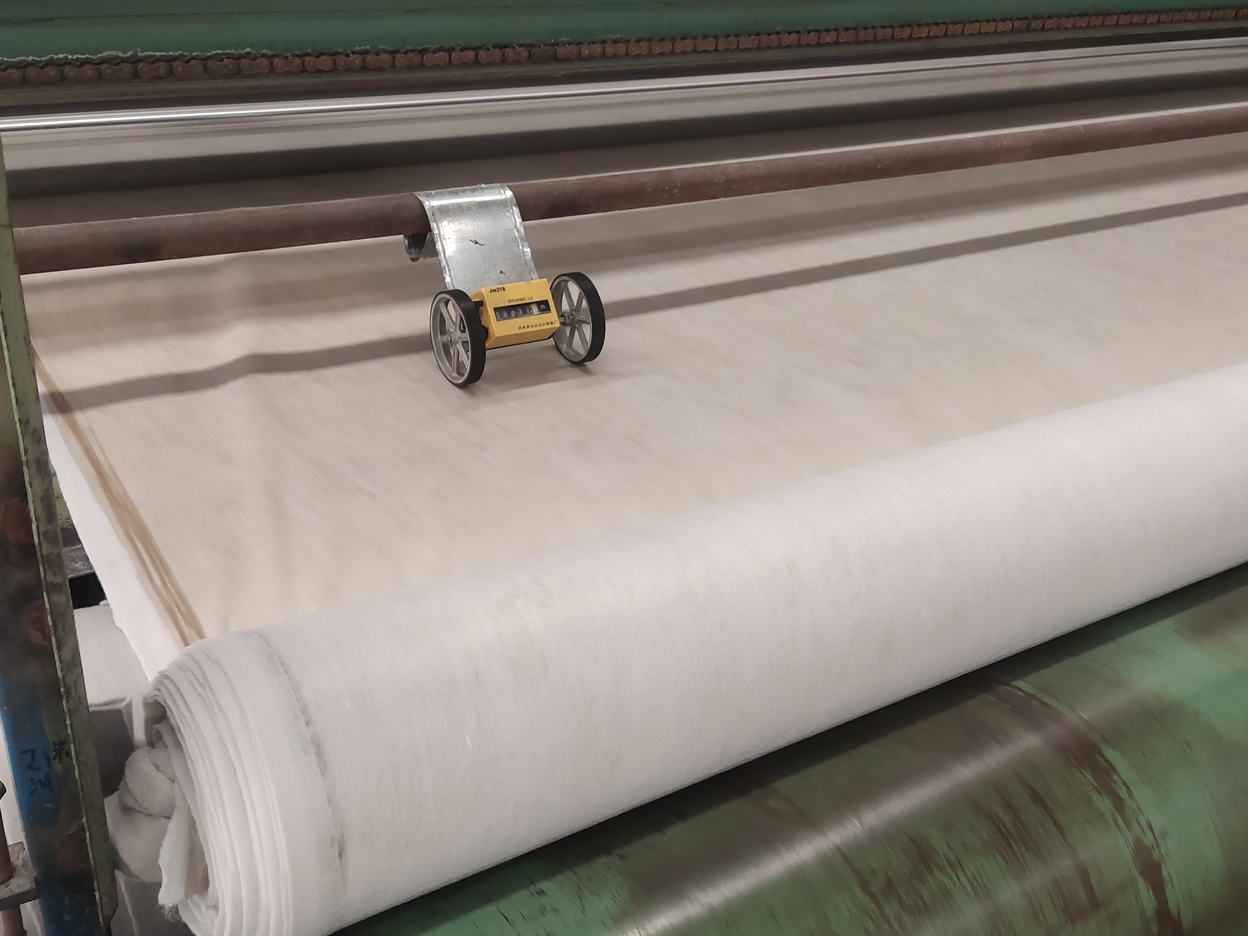 Synthetic Staple Fibers Woven Geotextile The Perfect Choice for Outdoor Road Covering