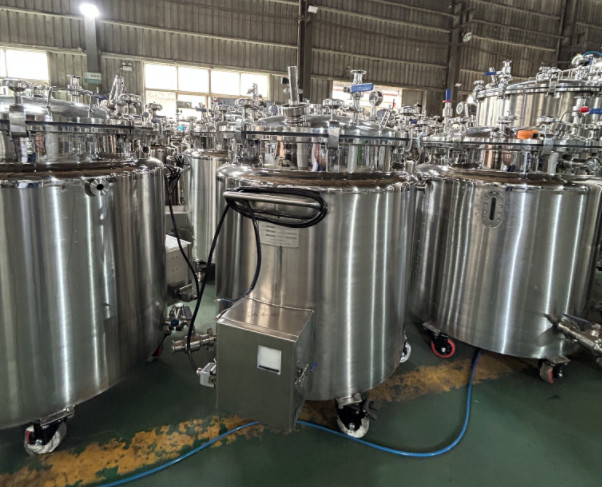 0.2MPa To 0.6MPa Softgel Medicine Storage Tanks For Temperature Range 20C To 120C
