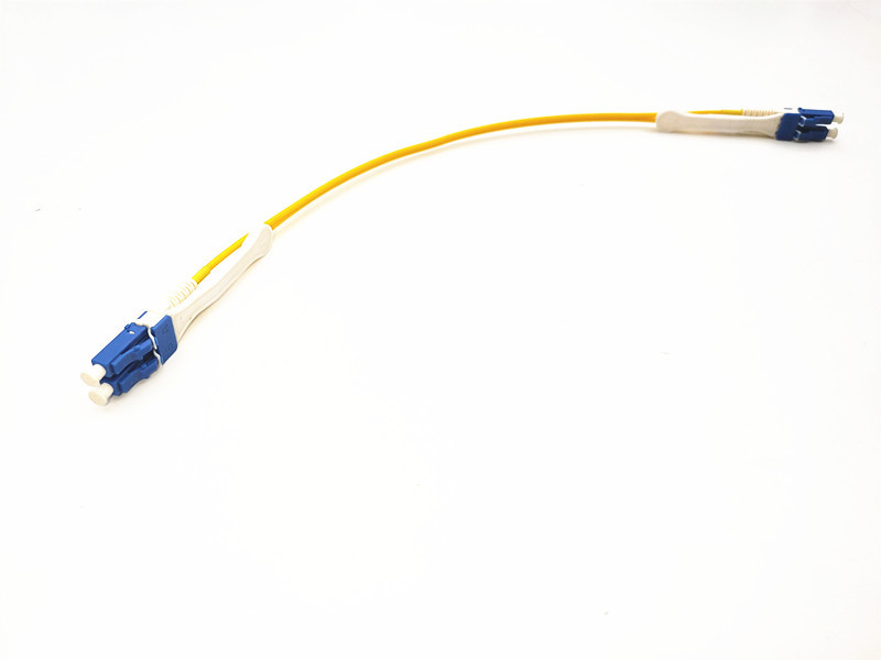 Single Mode Duplex Fiber Optical Patch Cord LC Switchable Uniboot Customized Length