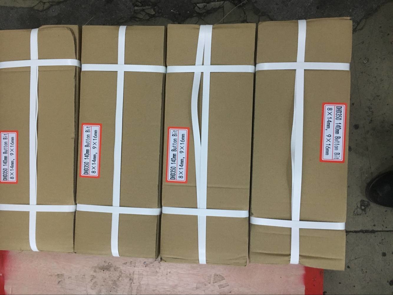 140mm DTH Drill Bits Concave / Convex Face Customer Color For Underground Mining