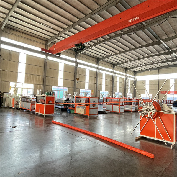 Corrugated Pipe Machine Pe Pipe Production Line With Single Screw Extruder