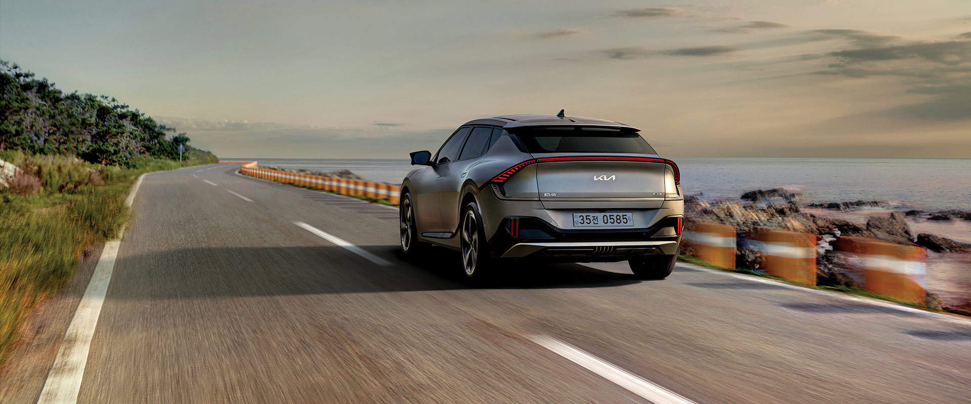 2023 2024 CLTC Endurance 617KM/555KM Pure Electric Coupe Kia Energy EV6 Made in and with 100 km/h Acceleration 3.5S-7.3S