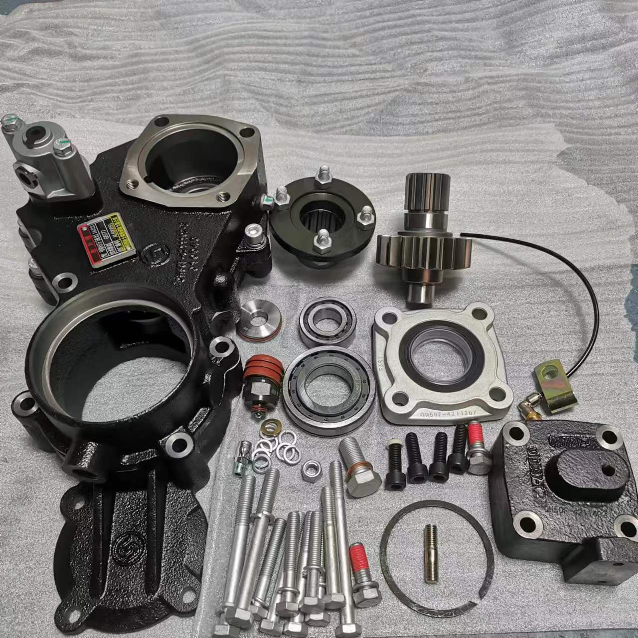Professional Test Truck Gearbox PowertrainPTO Qh55f G5777 with 40*30*35 Dimensions