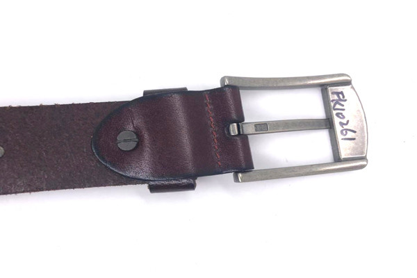 Casual Cowhide Mens Leather Studded Belt For Jeans / Punk Rock Rivets Belt With Buckle
