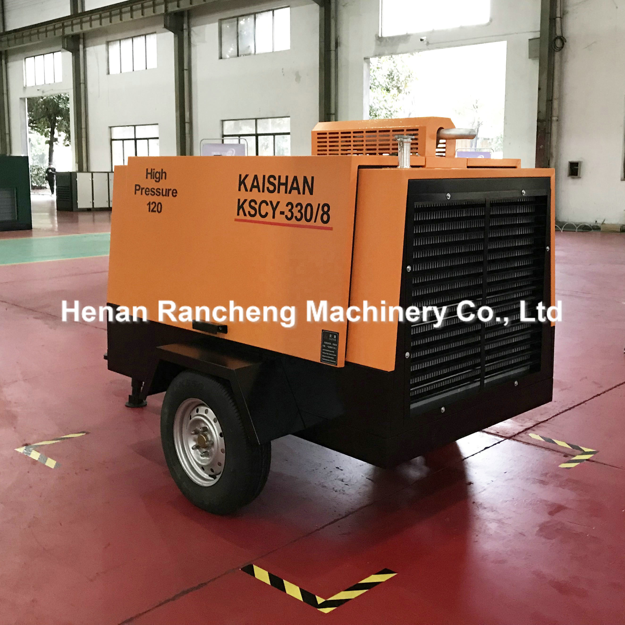 9 . 2m³ / min Capacity Drilling Air Compressor Yuchai 88KW 8bar Work Pressure