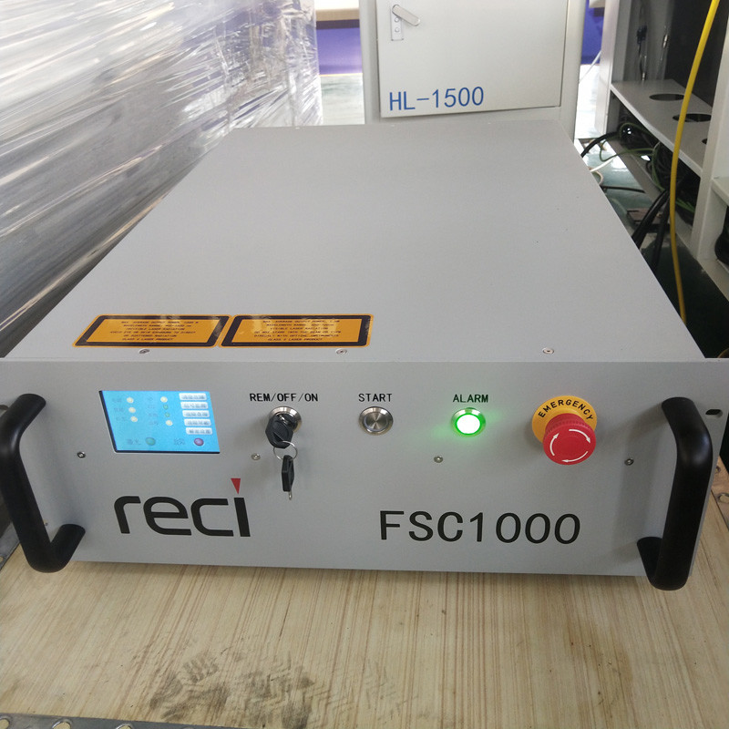 Raycus 1500W CNC Laser Cutting Machine High Accuracy