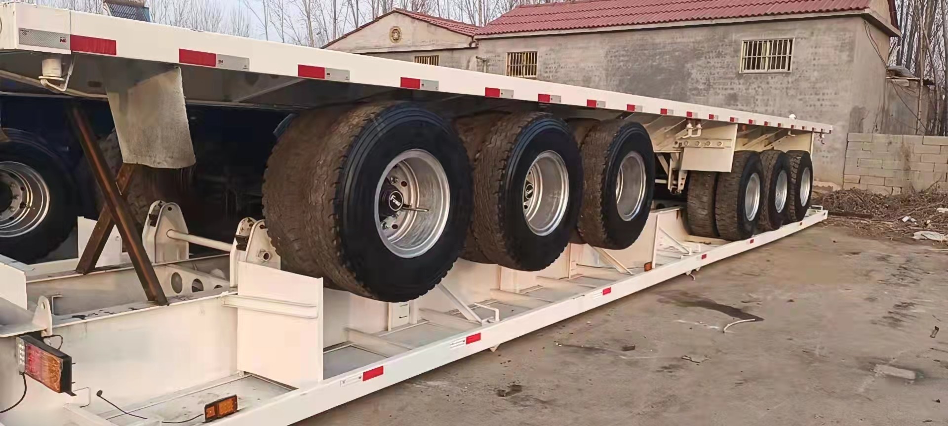 Semitrailer Second Hand Semi Trailers 13-15Tons Low-Flat Semi-Trailer 3/4/5/6 Axle