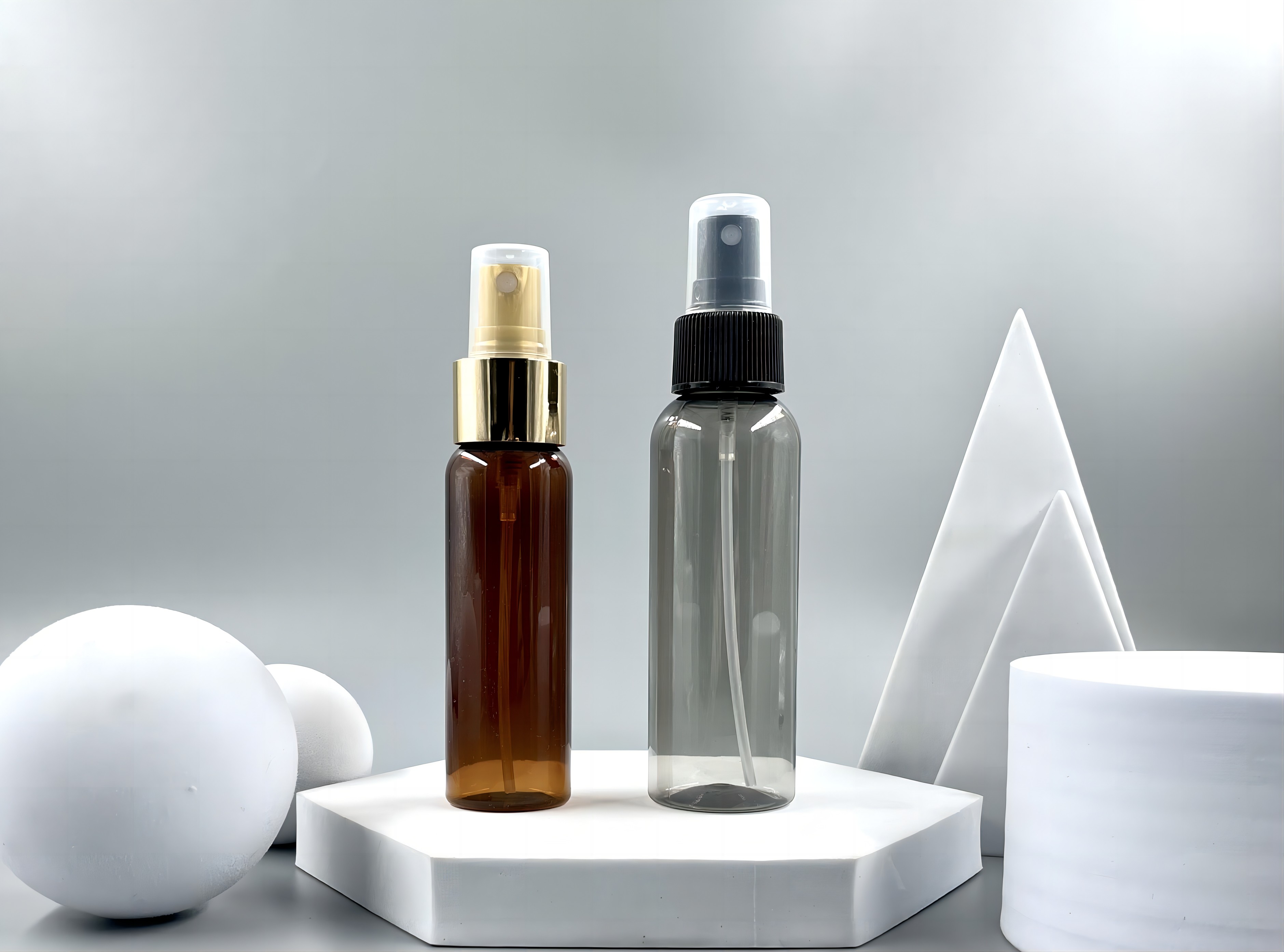Personal Care or Cosmetic PET Plastic Bottles with Fine Mist Sprayers and Colors