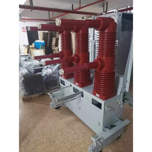 High Voltage Epoxy Resin Insulator Cylinder For Switchgear Vacuum Circuit Breaker