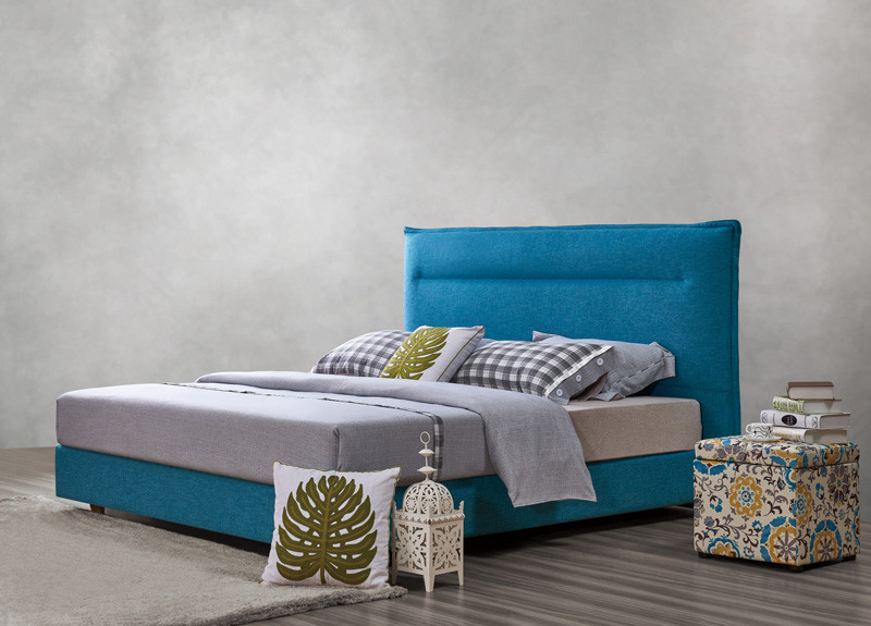 Leather / Fabric Upholstered Headboard Bed for Apartment Bedroom interior fitment by Leisure Furniture with Wooden table