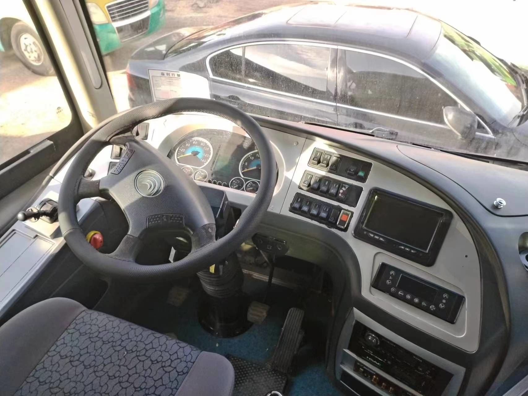 Youngtong 39 Seats Used Shuttle Bus ZK6879 Leaf Spring Single Door Good A/C