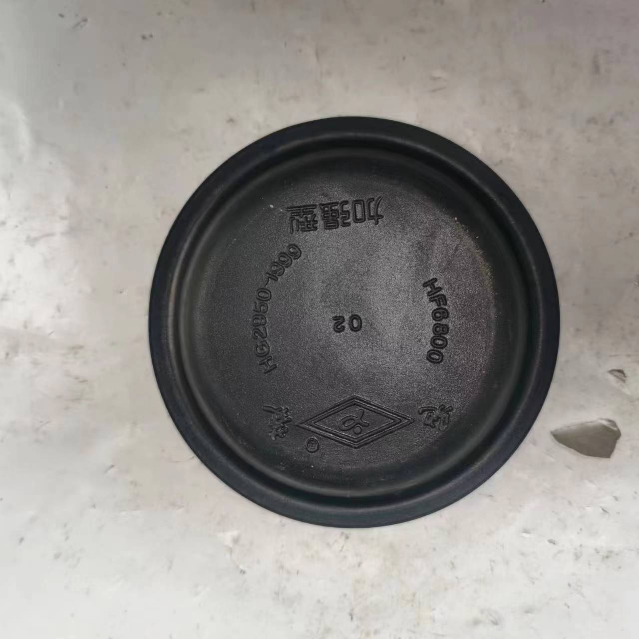 1593190926 Dongfeng F3000 Gearbox Shift Cover Assembly with Fork Shift Small Cover