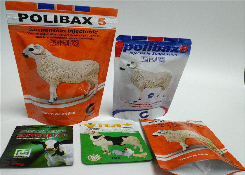 Safe Plastic Food Packing Bag Dog / Cat / Turtle / Fish Food Pouches With Reusable k
