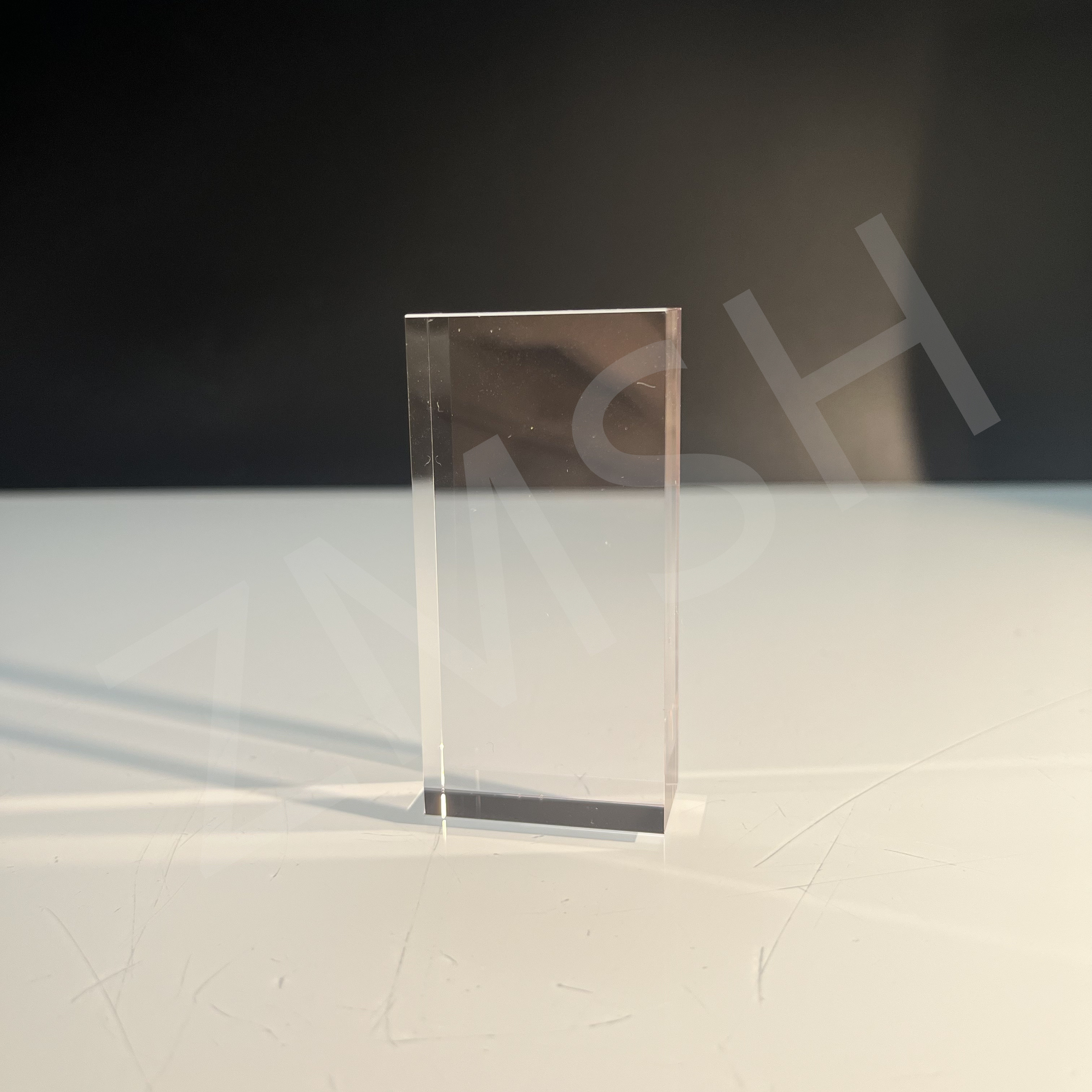 Sapphire Prism Al2O3 Kyropoulos Method ​Laser & Optical Communication Customizable Specifications