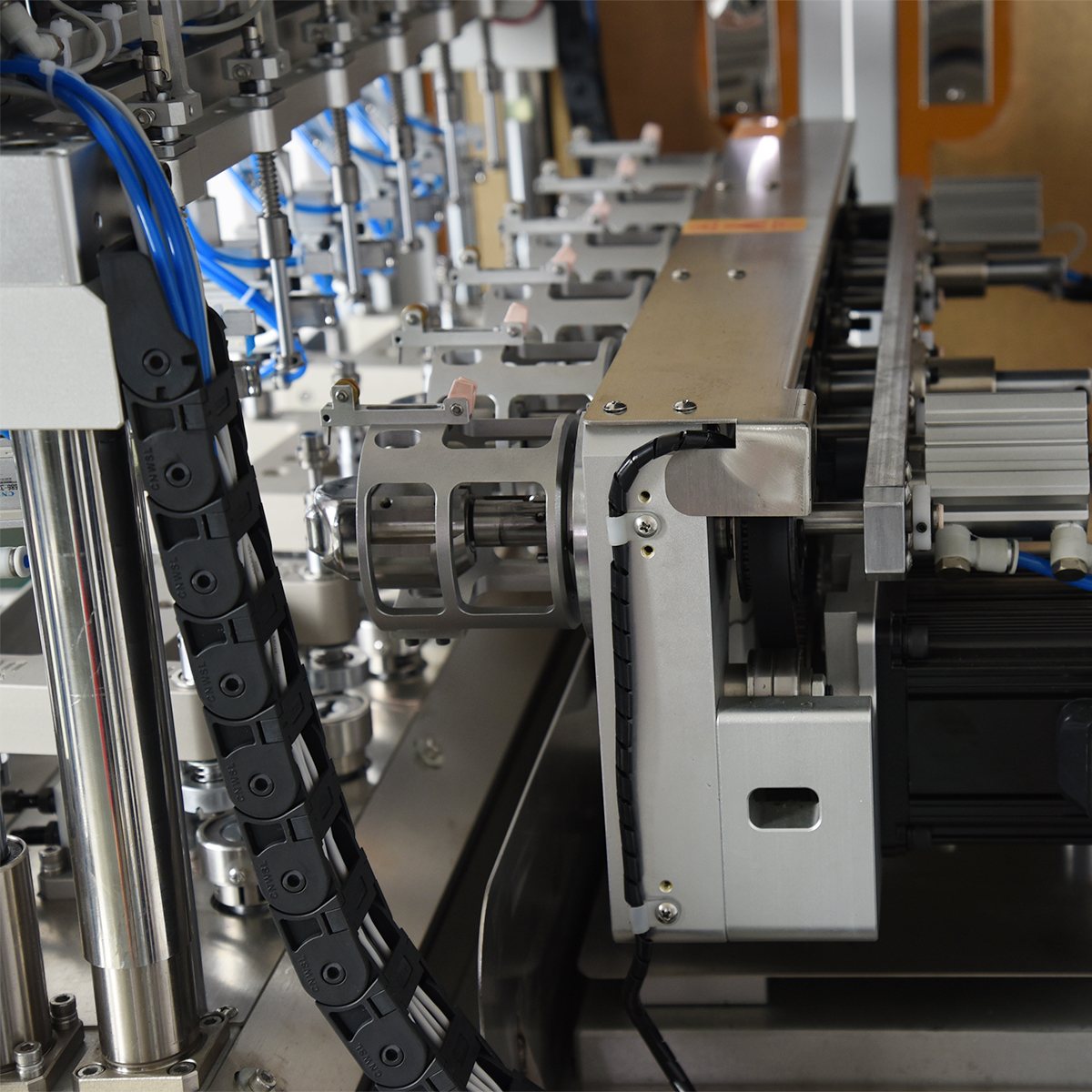 Engine Coil Stator Winding Machine for 4.6.8.9 Pole Motors in Manufacturing Plant