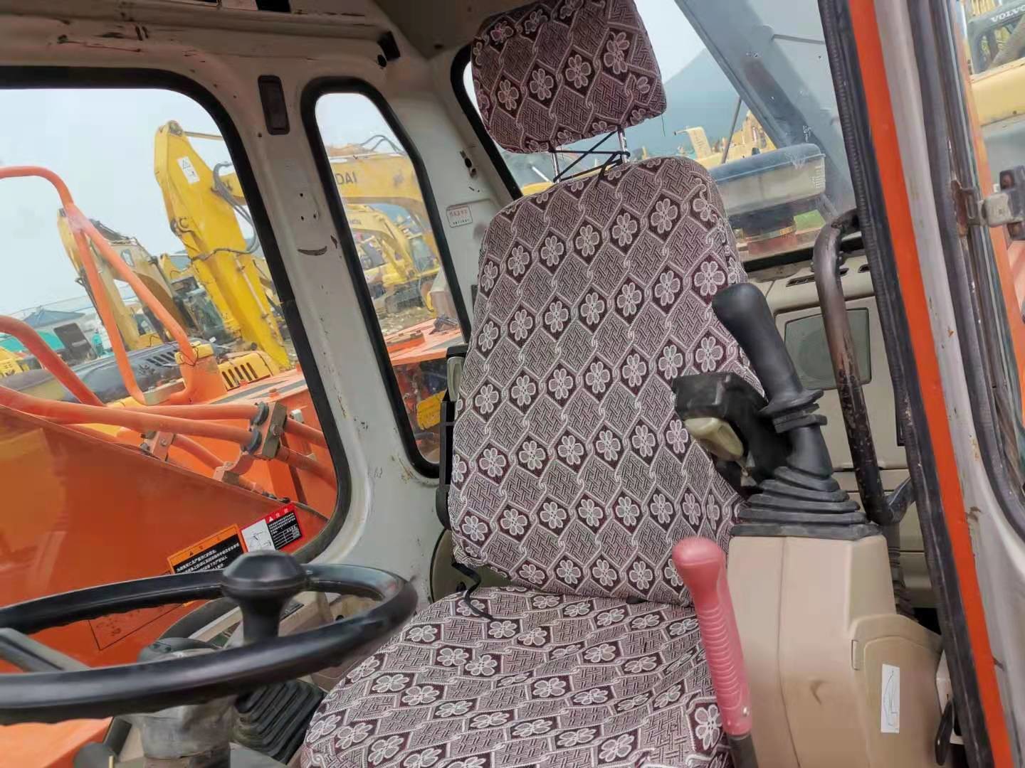 Korea Grab 15T DH150W-7 Doosan Wheel Excavator