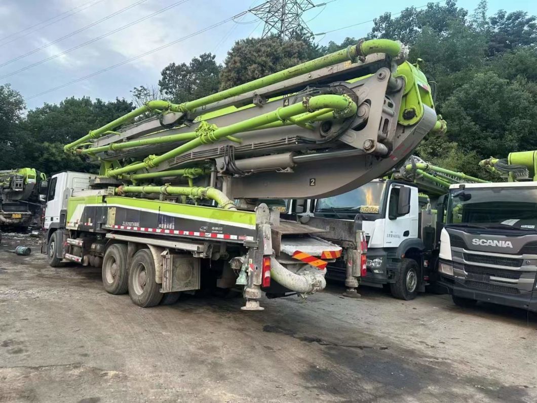 2020 Zoomlion 49m Truck Pump Concrete Pump for Sale on Mercedes-Benz Truck