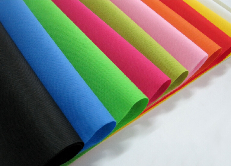 Waterproofing Materials Nonwoven Anti Slip Fabric with Embossed / Sesome Pattern
