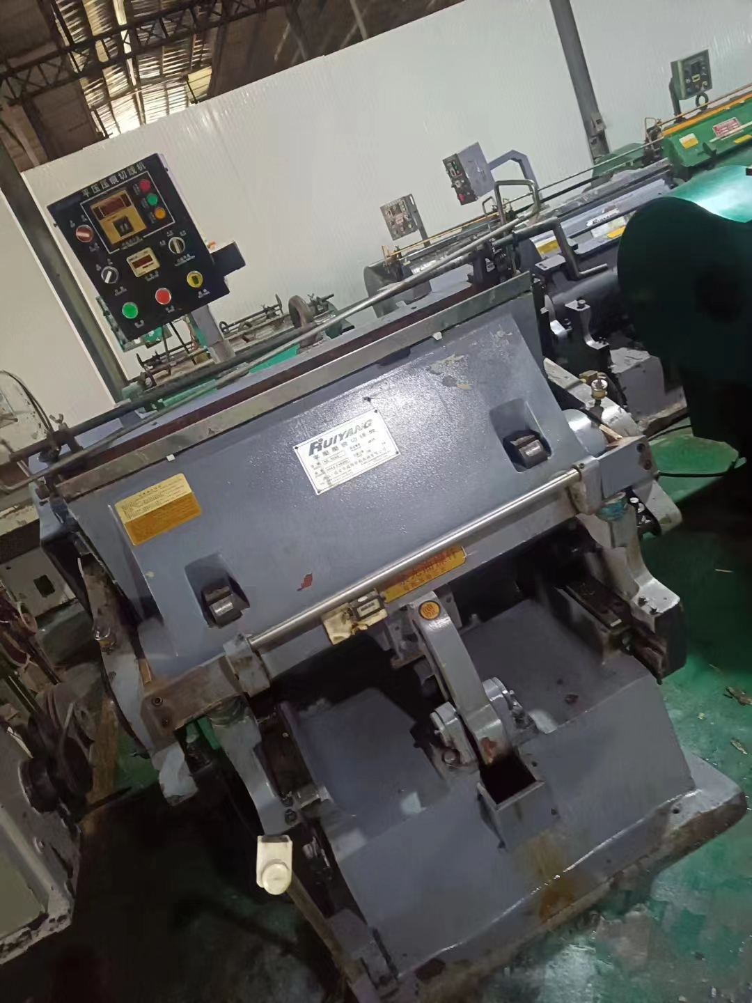 Automatic Grade Used Ruiyang 1040 Paper Die Cutting Machine 3700KG