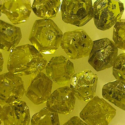 Raw Mono Crystal Industrial Diamond Grit Sharp Corner MCD Yellow Hpht Rough Diamond
