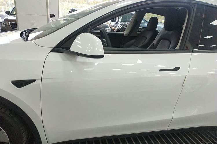 Electric Car With Low Speed Electric Car Equipped With 72V 3.5KW Motor