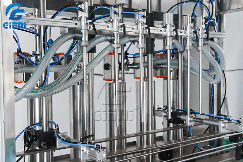 120 Bottles / Min 4KW Bottle Filling Machine 1200kg With Diving Nozzles