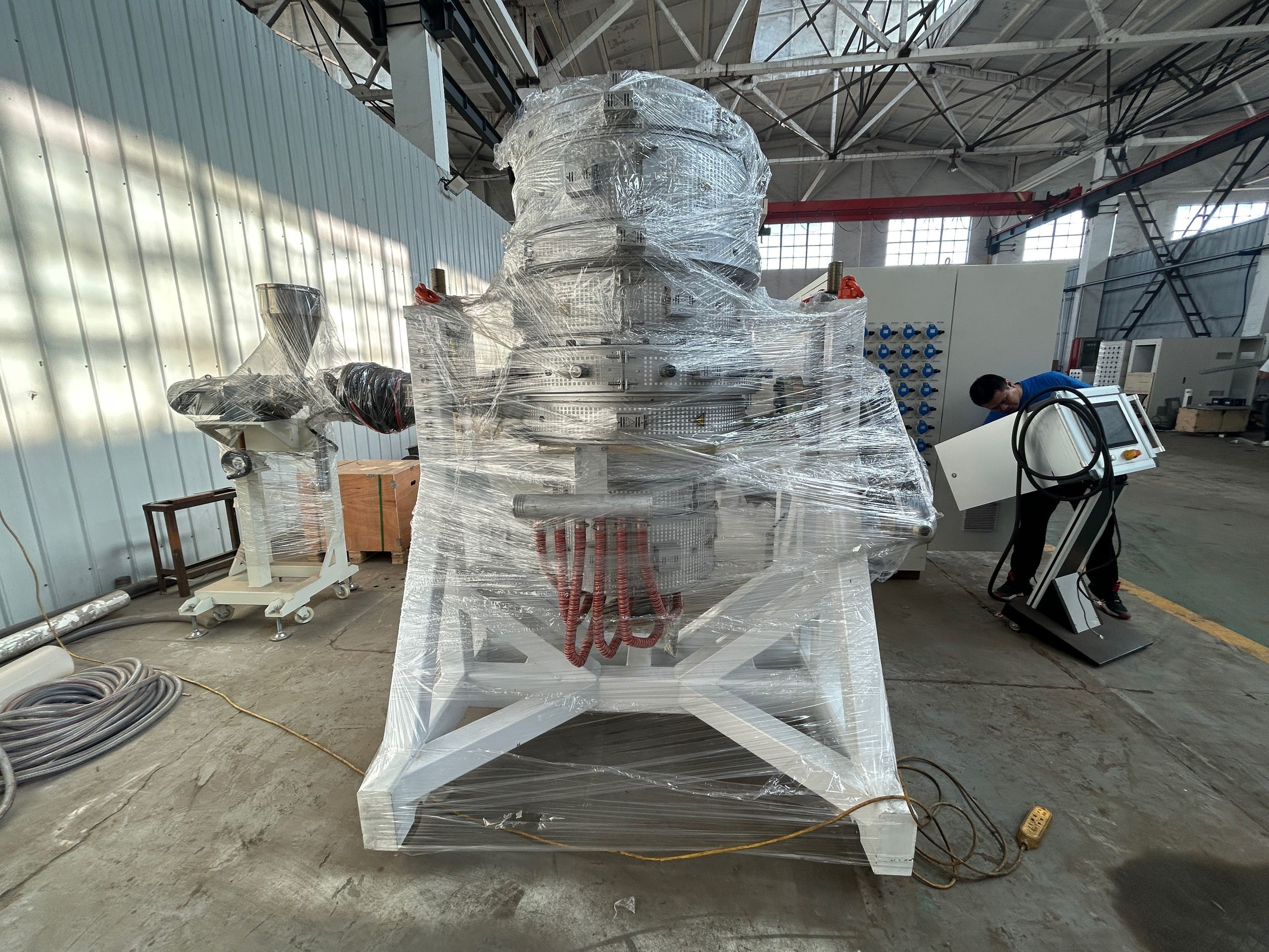 16-1600mm High Speed HDPE PE Water Plastic Pipe Gas Pipe Extrusion Machine Line For Making Plastic Pipes With High Efficiency