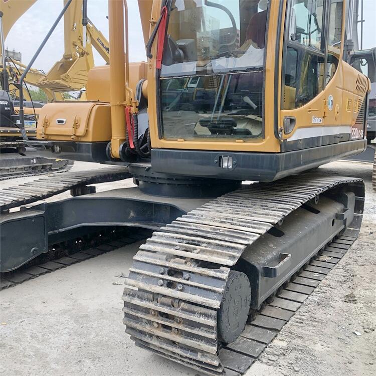 Excellent Condition 22000 KG Hyundai 220LC-9S Crawler Excavator with 112 KW Power