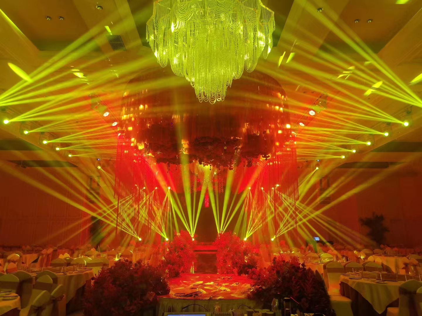 15kg Product Weight 280W RGBW Moving Head Light Beam Light for Entertainment Lighting